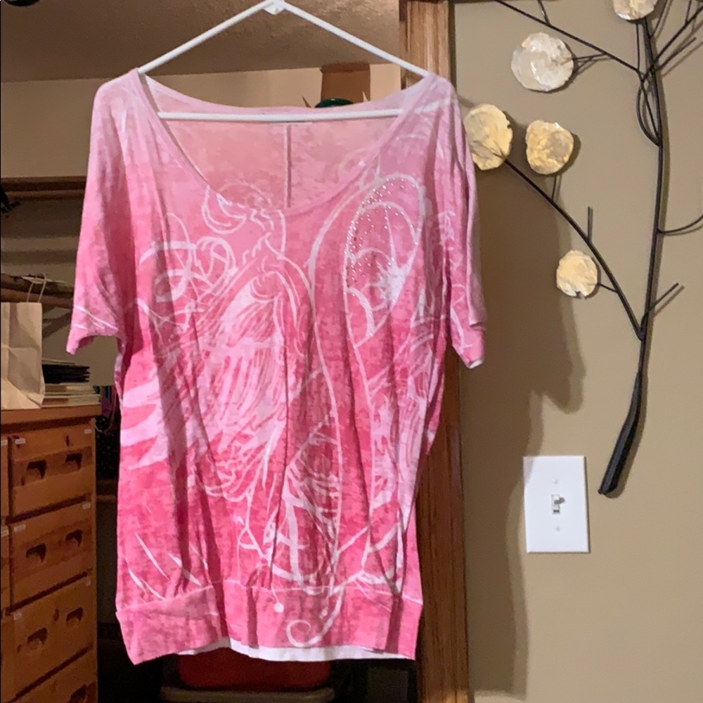 Maurice’s shirt